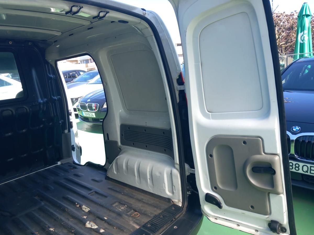 renault-kangoo-2004-diesel-1461cc