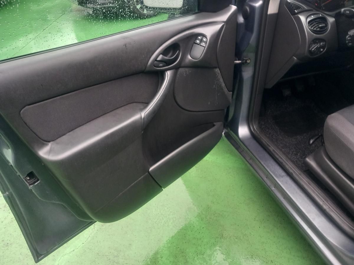 ford-focus-2003-gasolina-1388cc