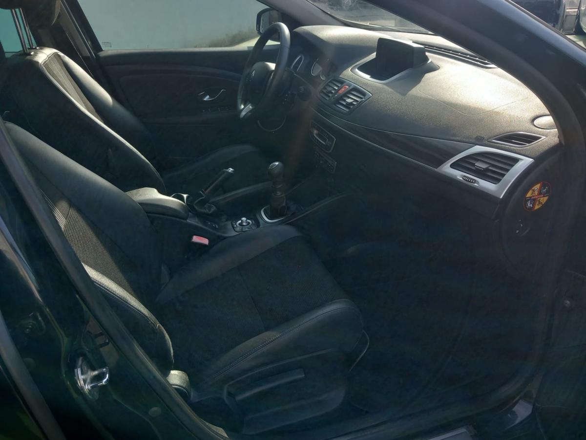 renault-megane-sport-tourer-2010-diesel-1461cc