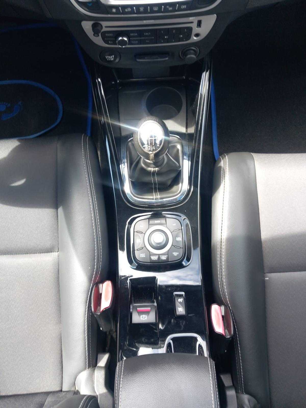 renault-megane-coupe-2012-diesel-1461cc