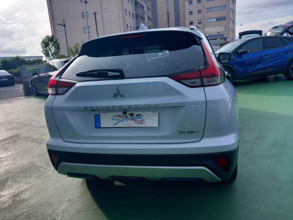 mitsubishi-eclipse-cross-2022-hibrido-a-gasolina-2360cc