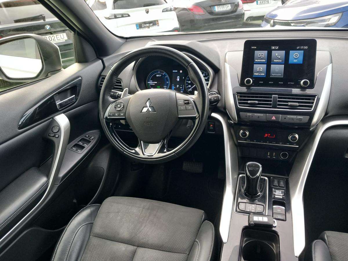 mitsubishi-eclipse-cross-2022-hibrido-a-gasolina-2360cc