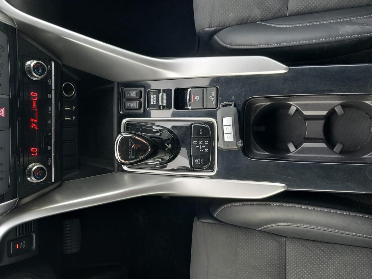 mitsubishi-eclipse-cross-2022-hibrido-a-gasolina-2360cc