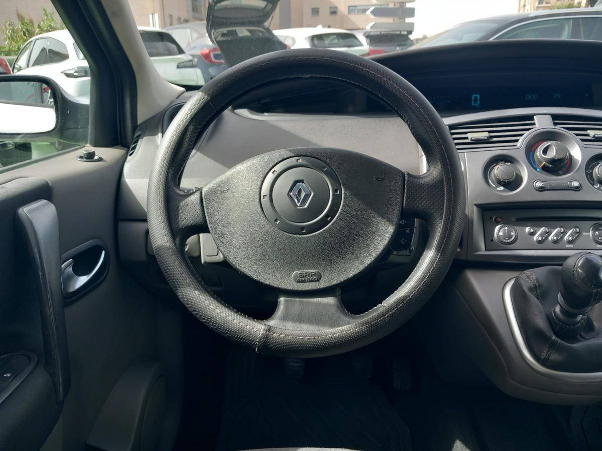 renault-scenic-2006-diesel-1461cc