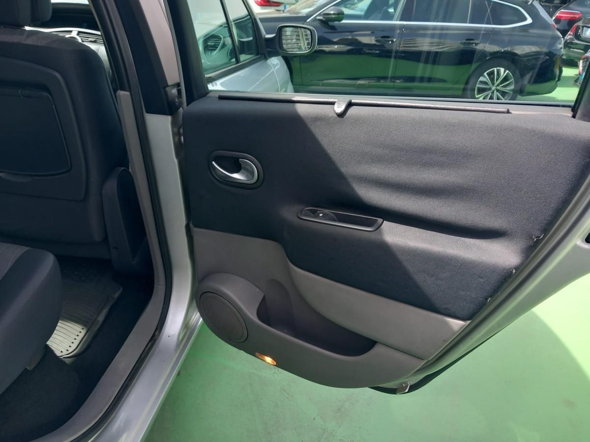 renault-scenic-2006-diesel-1461cc