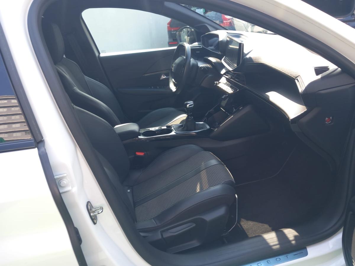 peugeot-208-2022-diesel-1499cc