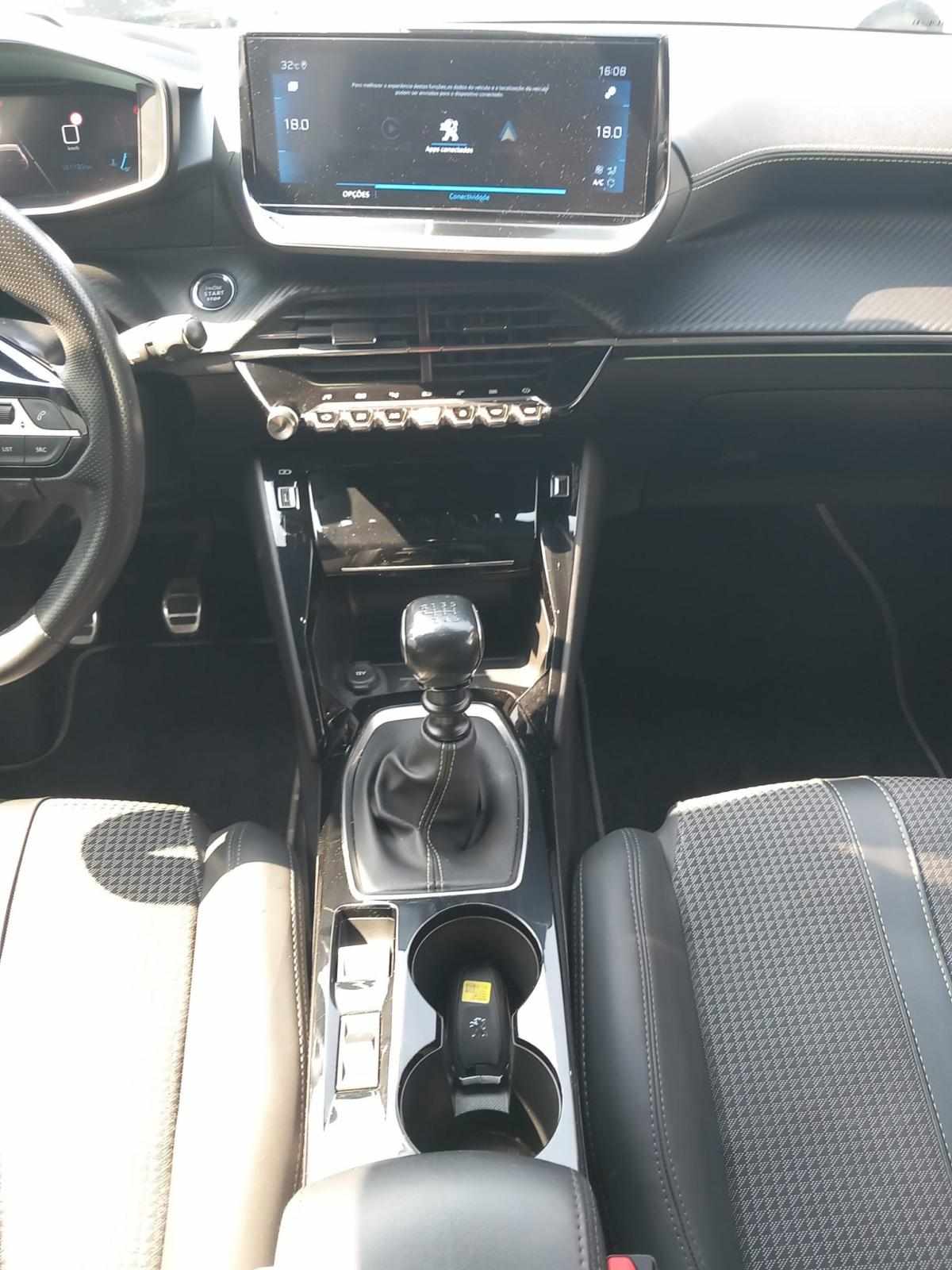 peugeot-208-2022-diesel-1499cc