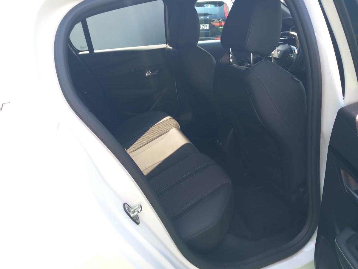 peugeot-208-2022-diesel-1499cc