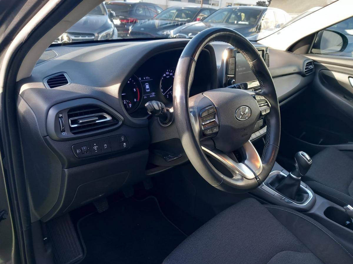 hyundai-i30-2021-diesel-1598cc