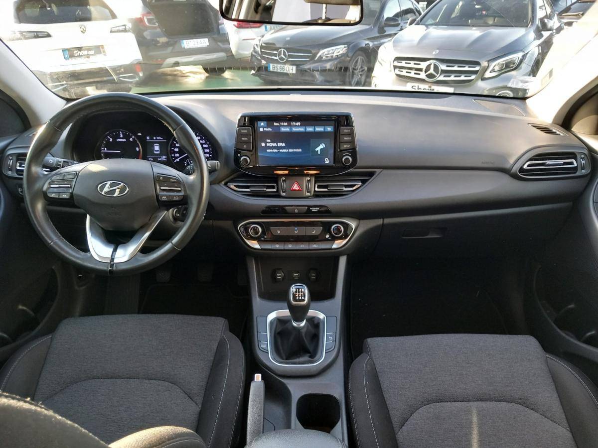 hyundai-i30-2021-diesel-1598cc