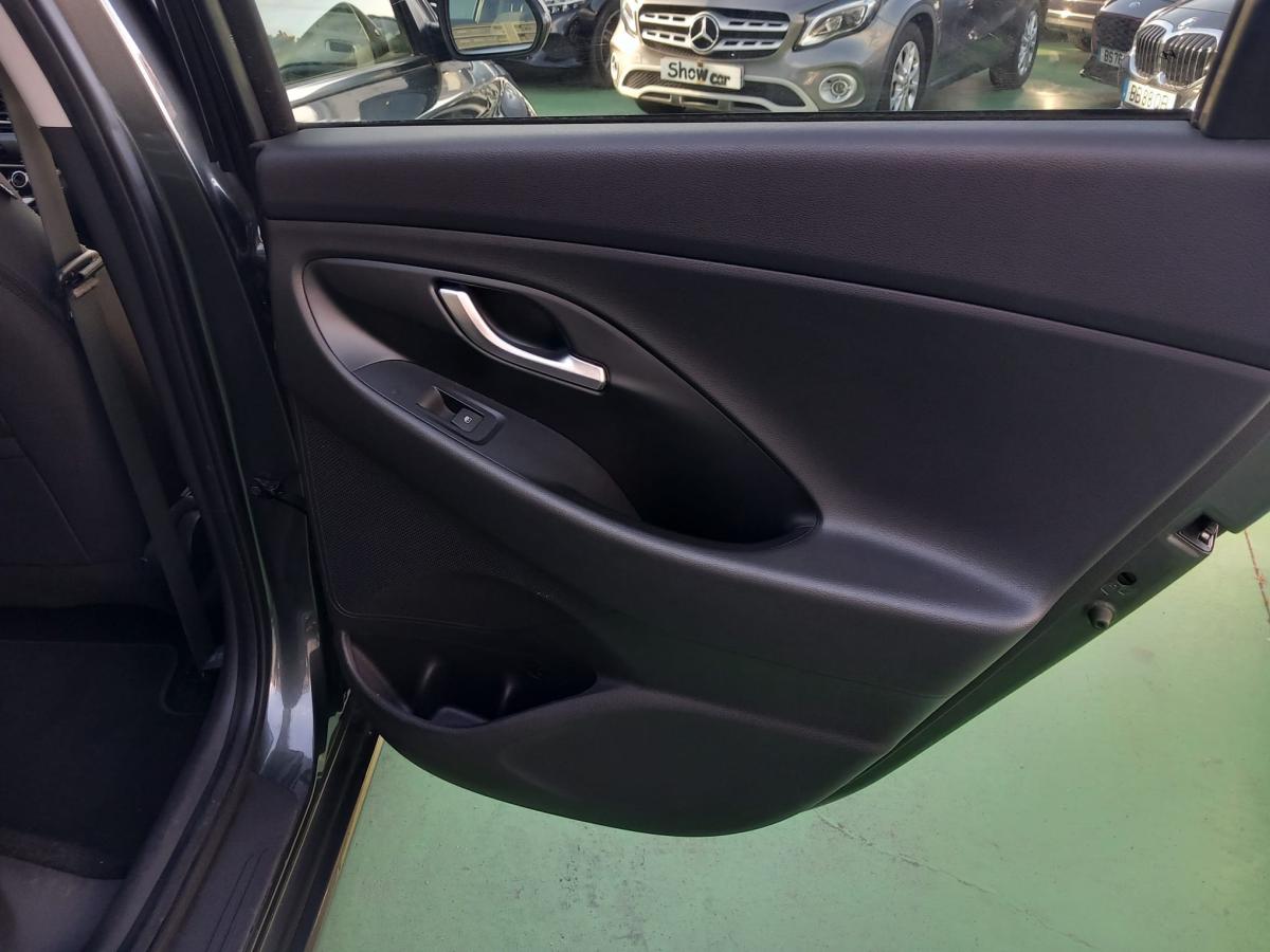 hyundai-i30-2021-diesel-1598cc