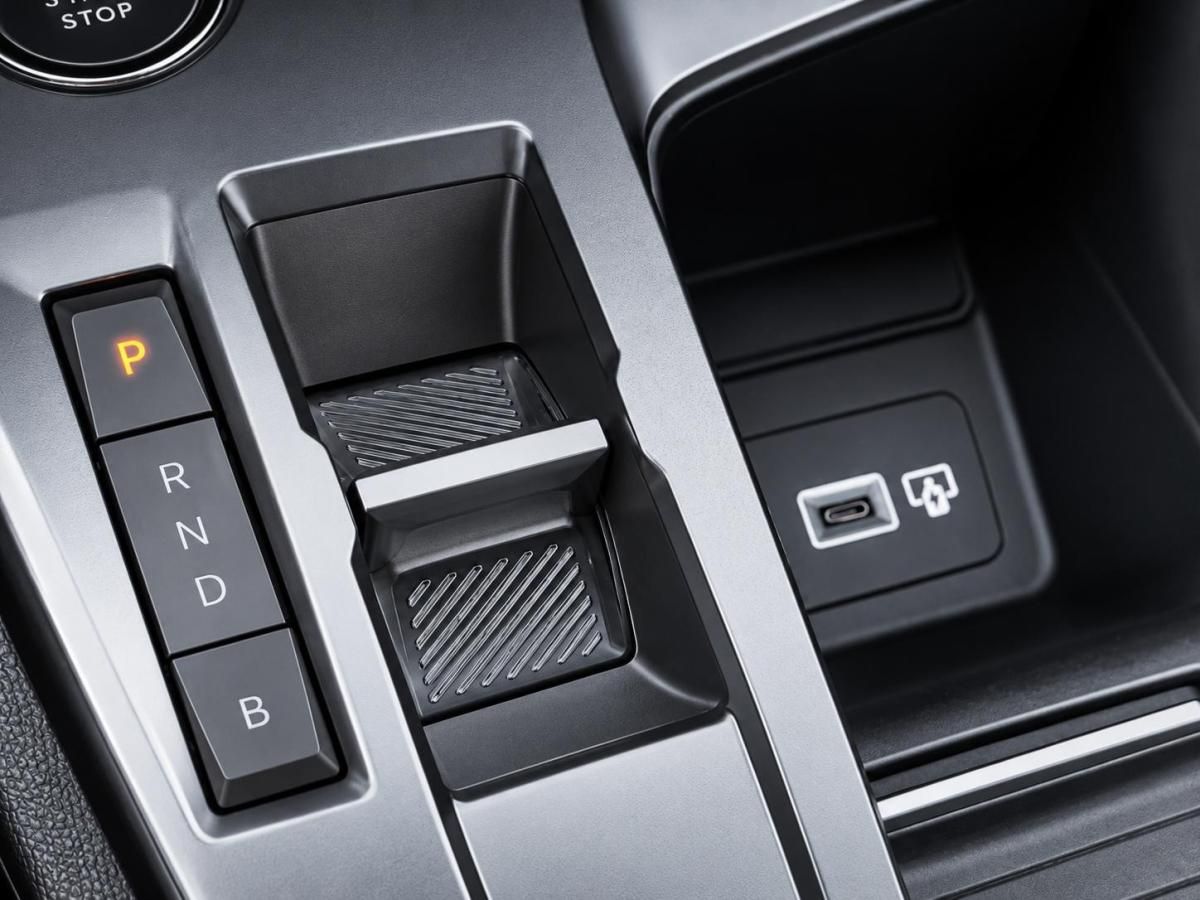 peugeot-308-2022-hibrido-a-gasolina-1598cc