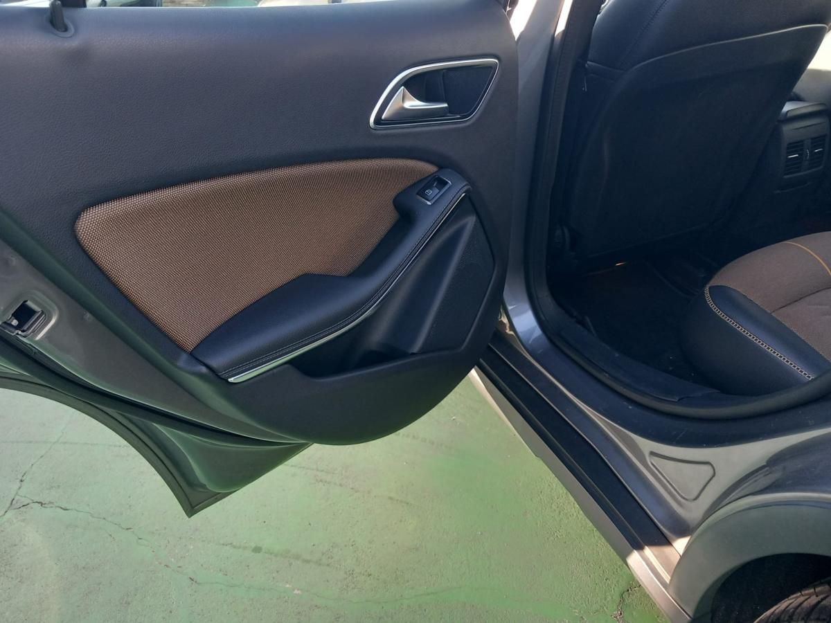 mercedes-benz-gla-2017-diesel-1461cc