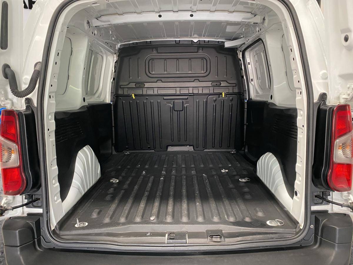 citroen-berlingo-2021-diesel-1499cc