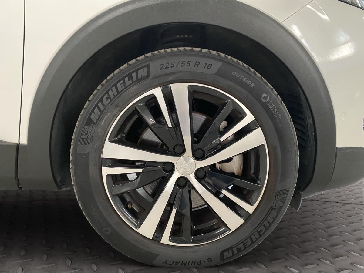 peugeot-3008-2023-hibrido-a-gasolina-1598cc
