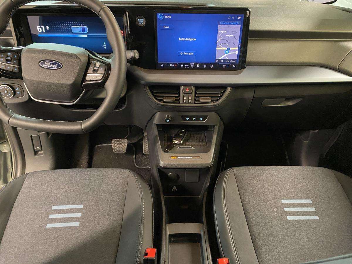 ford-tourneo-courier-2026-eletrico-500cc