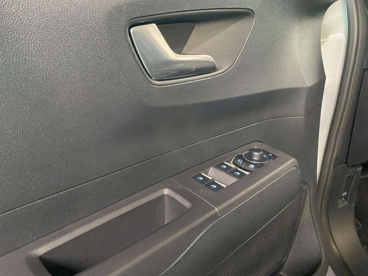 ford-tourneo-courier-2026-eletrico-500cc