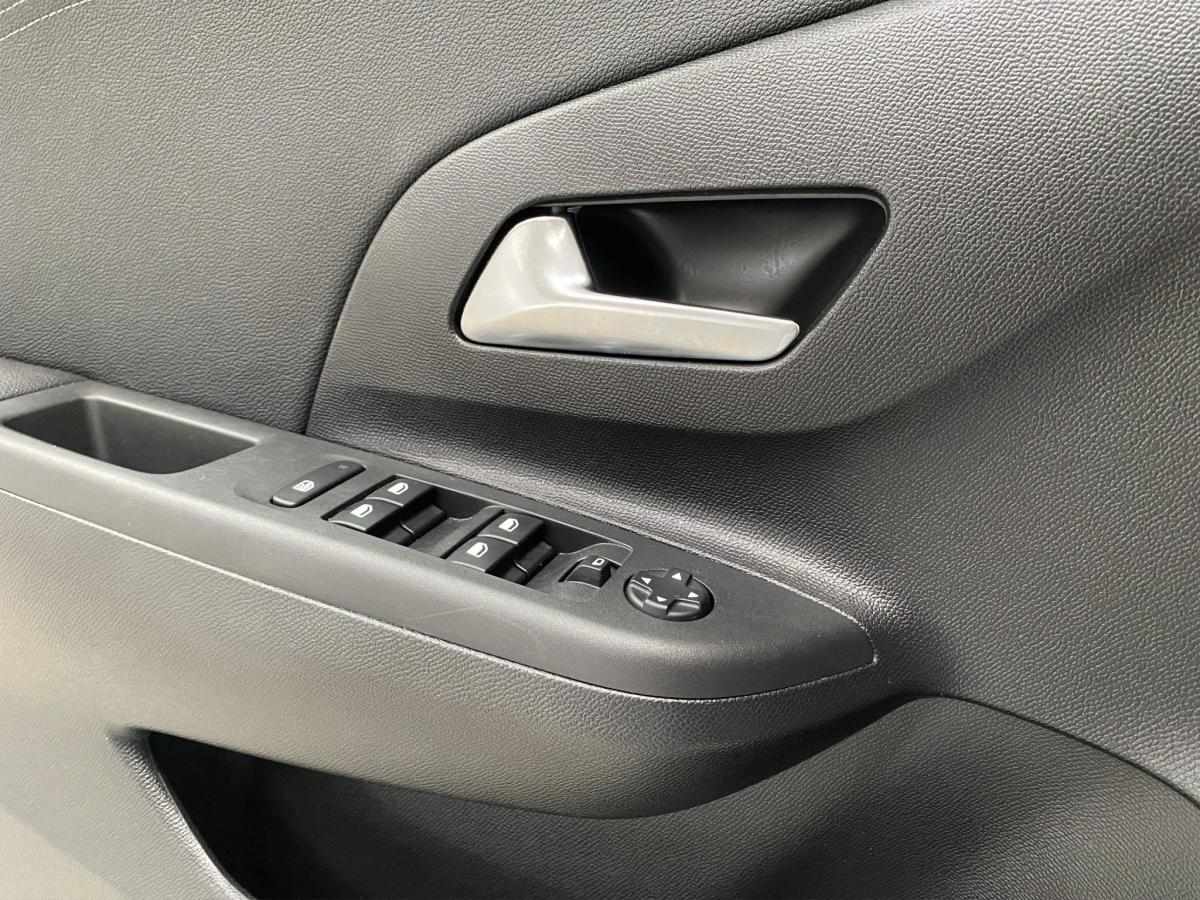 opel-corsa-2023-eletrico-500cc