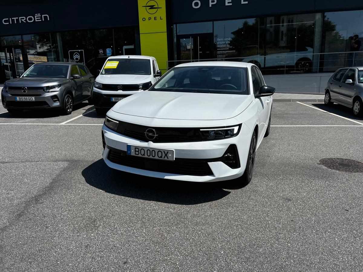 opel-astra-2025-eletrico-115cc