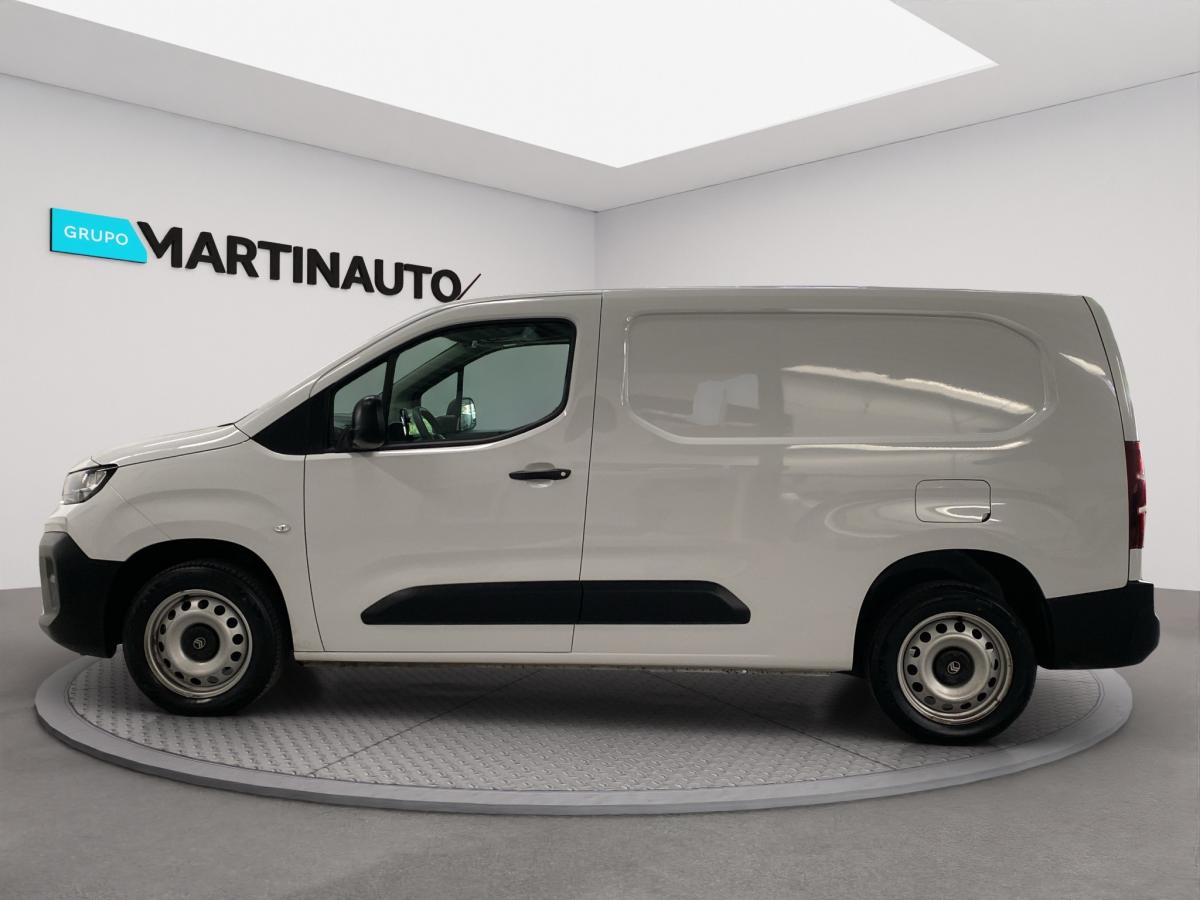 citroen-berlingo-2025-diesel-1499cc