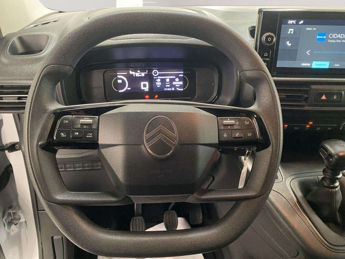 citroen-berlingo-2025-diesel-1499cc