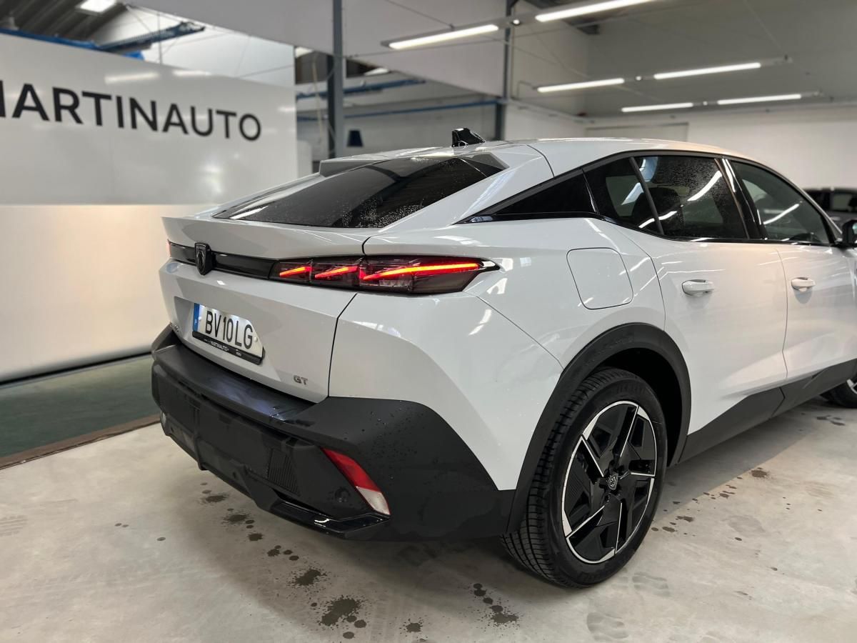 peugeot-408-2025-eletrico-500cc