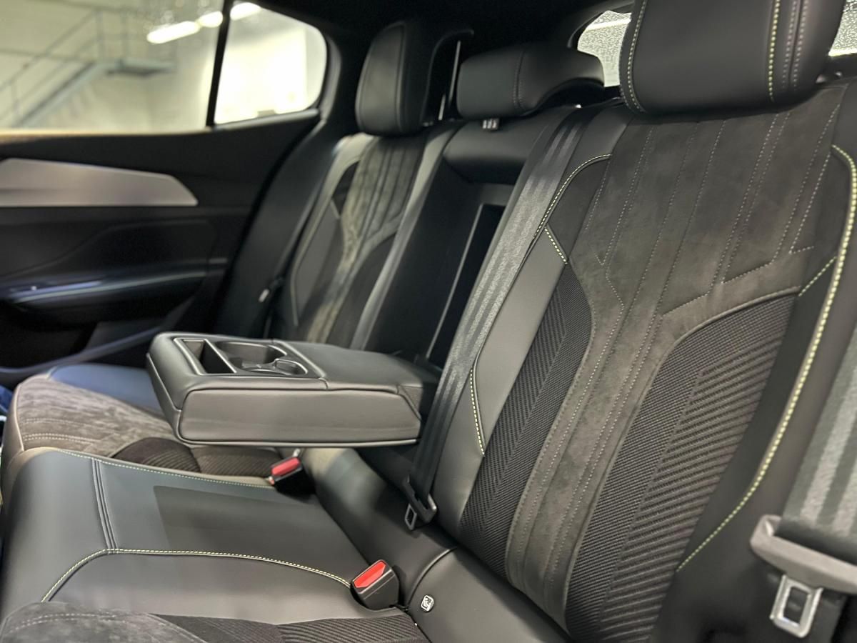 peugeot-408-2025-eletrico-500cc