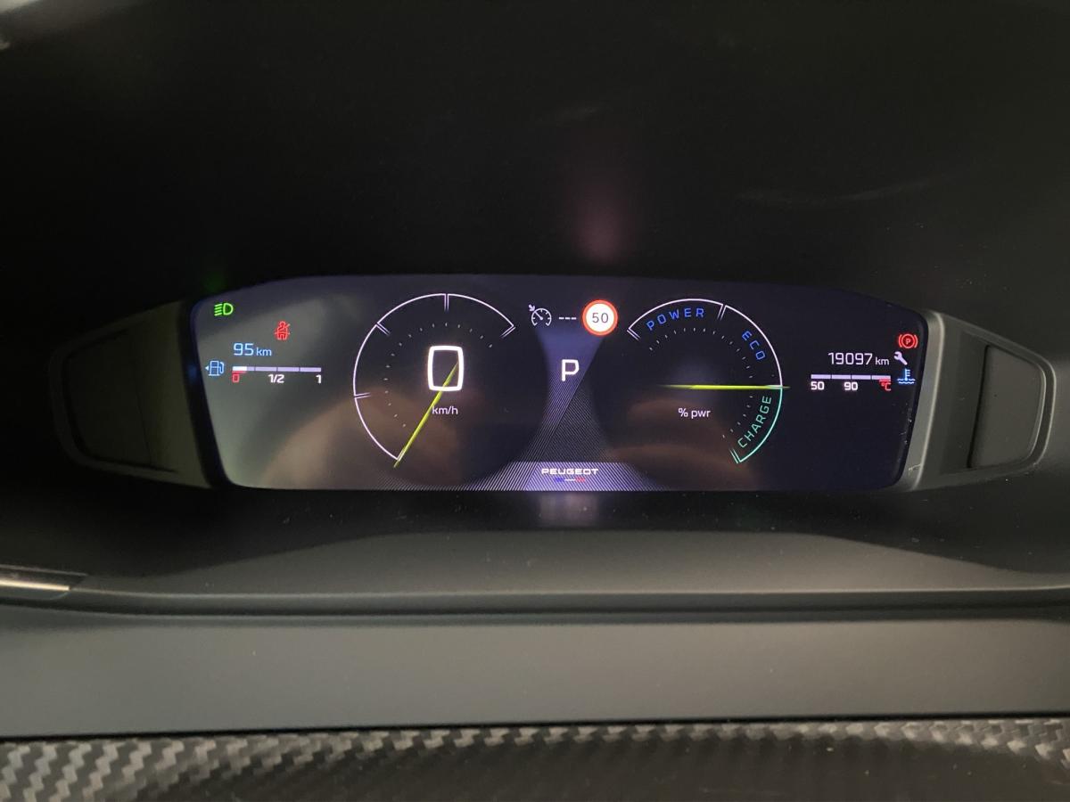 peugeot-208-2025-gasolina-1199cc