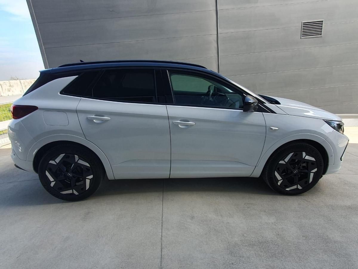 opel-grandland-2024-hibrido-a-gasolina-1598cc