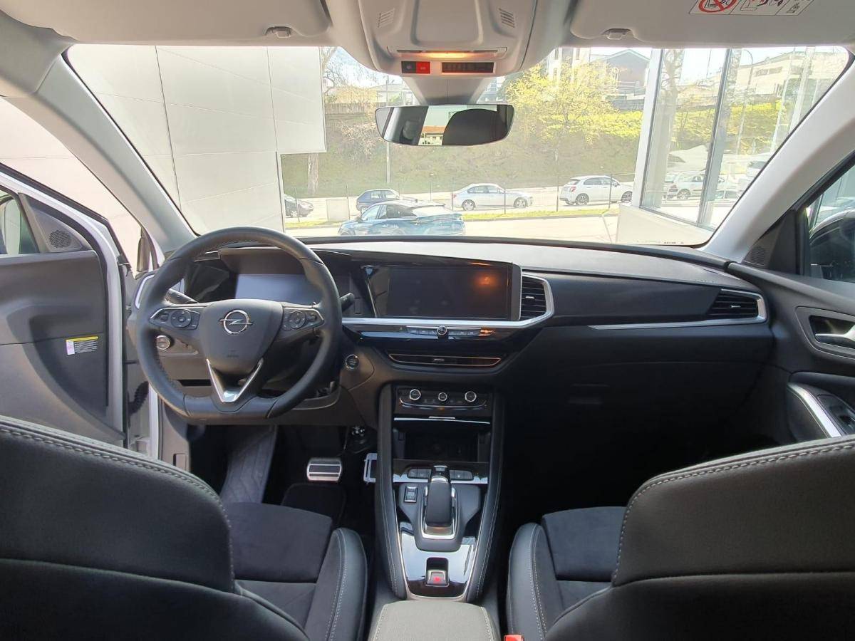 opel-grandland-2024-hibrido-a-gasolina-1598cc