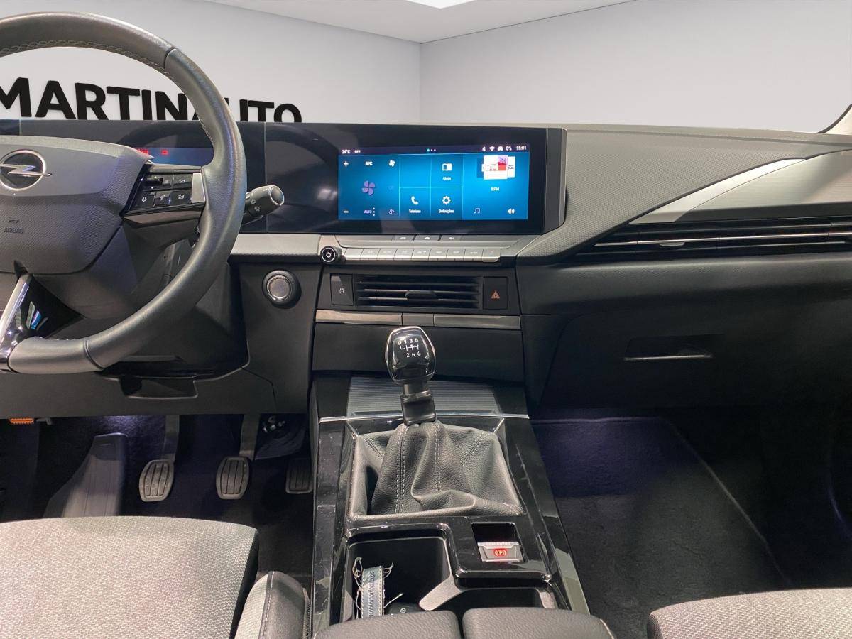 opel-astra-2023-gasolina-1199cc