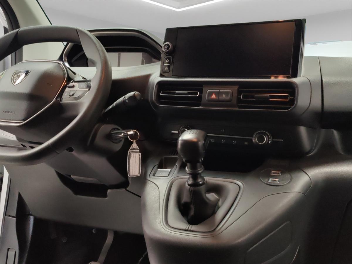 peugeot-partner-2024-diesel-1499cc