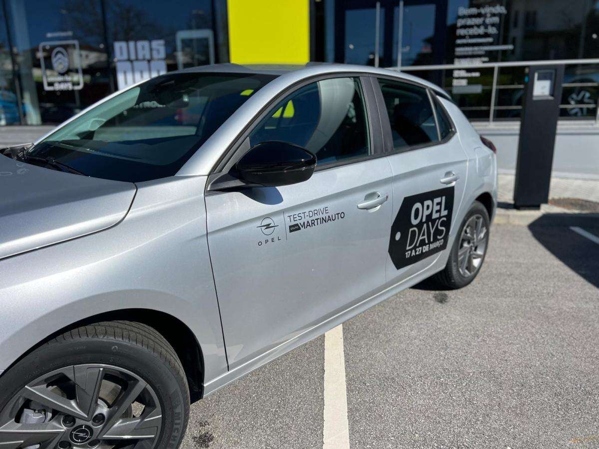 opel-corsa-2026-gasolina-1199cc