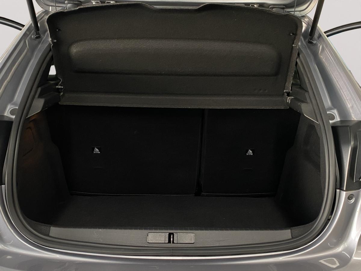 peugeot-208-2025-gasolina-1199cc