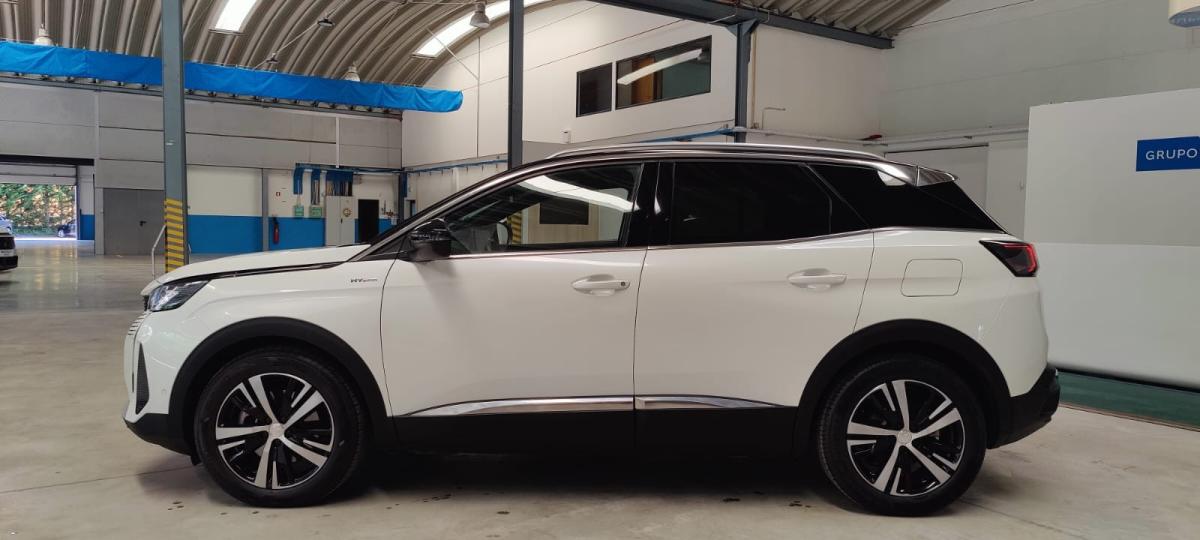 peugeot-3008-2023-hibrido-a-gasolina-1598cc
