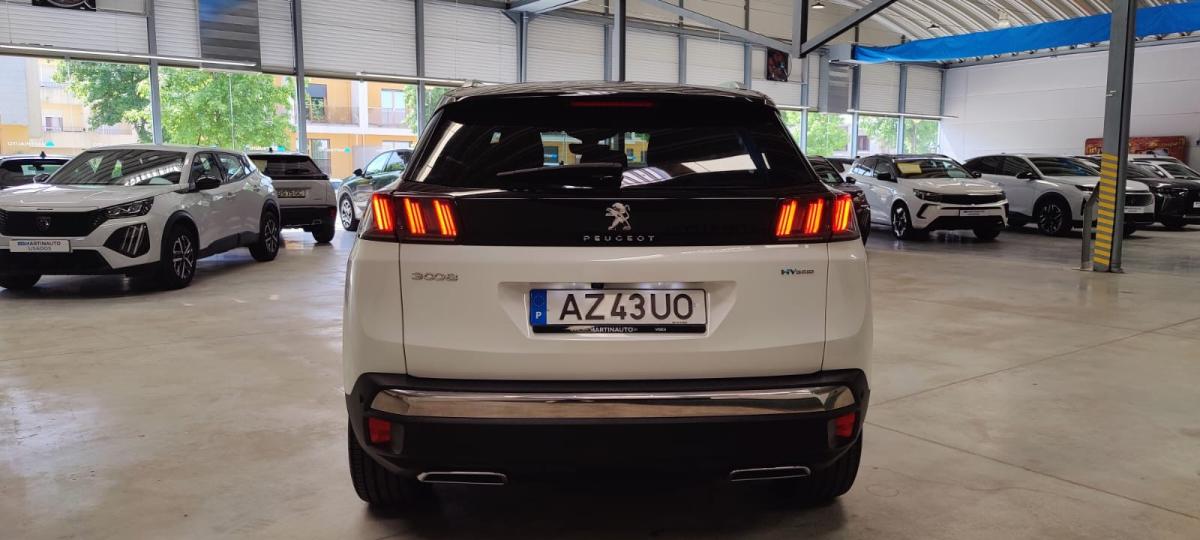 peugeot-3008-2023-hibrido-a-gasolina-1598cc