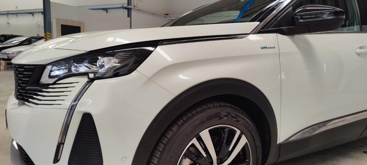 peugeot-3008-2023-hibrido-a-gasolina-1598cc