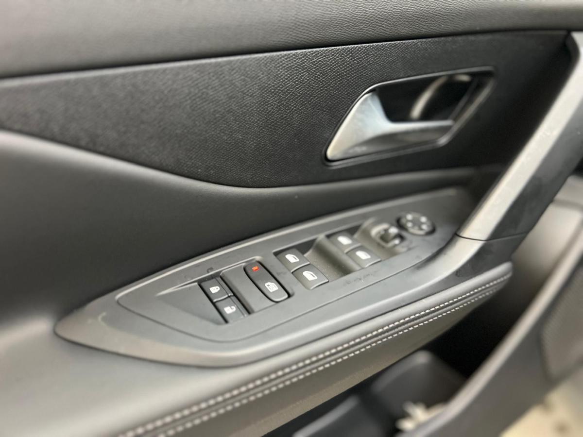 peugeot-308-2026-hibrido-a-gasolina-1598cc