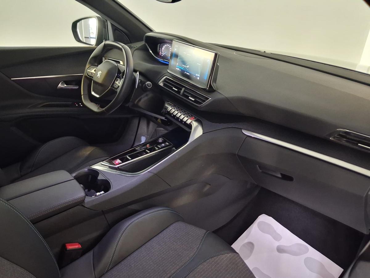peugeot-3008-2023-hibrido-a-gasolina-1598cc