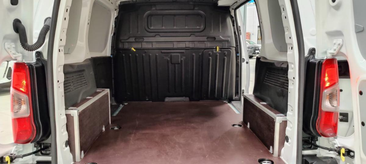 opel-combo-2025-diesel-1499cc