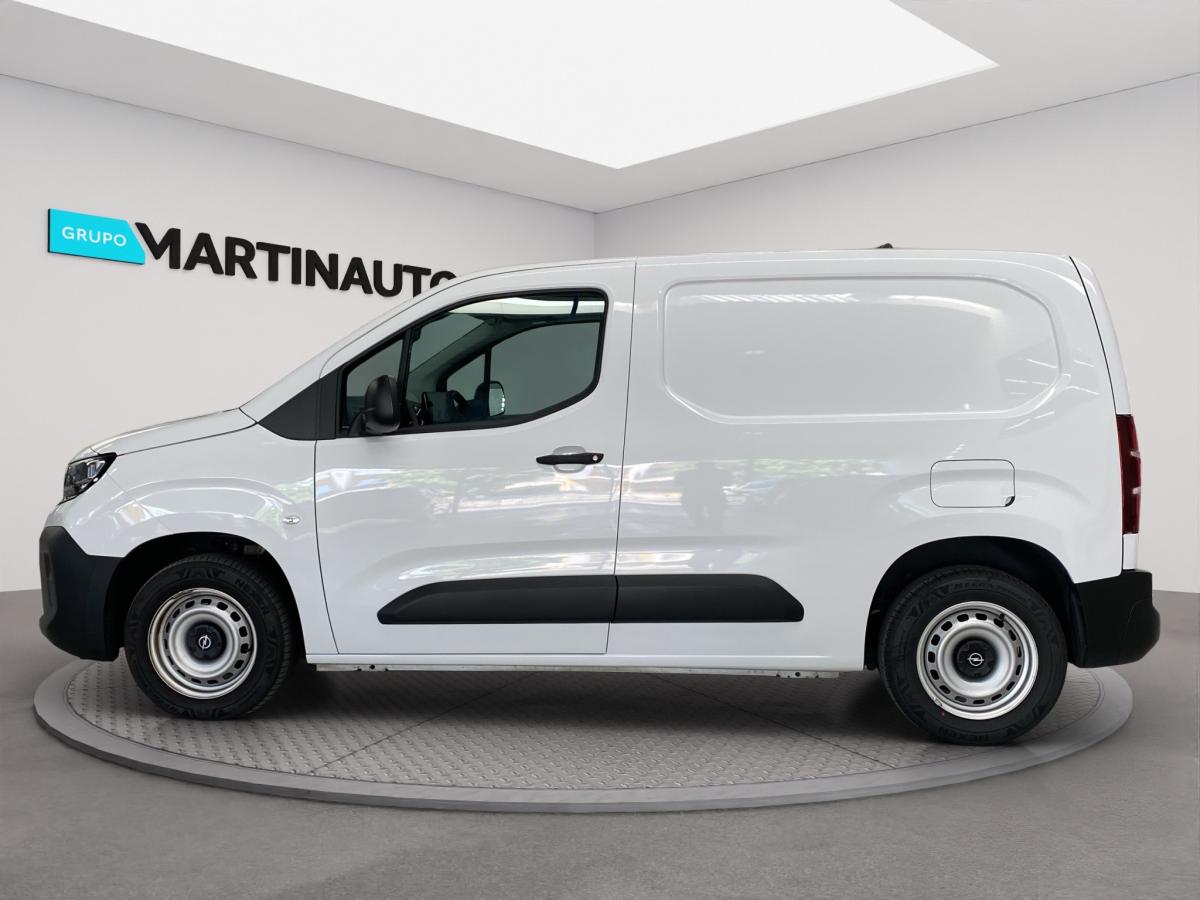opel-combo-2025-diesel-1499cc