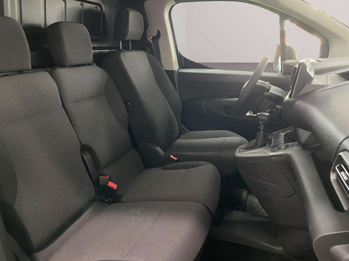 opel-combo-2025-diesel-1499cc