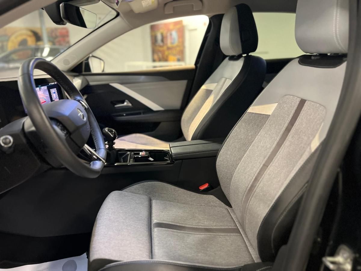 opel-astra-2023-gasolina-1199cc