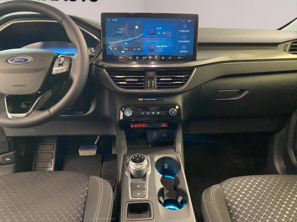 ford-kuga-2026-hibrido-a-gasolina-2488cc