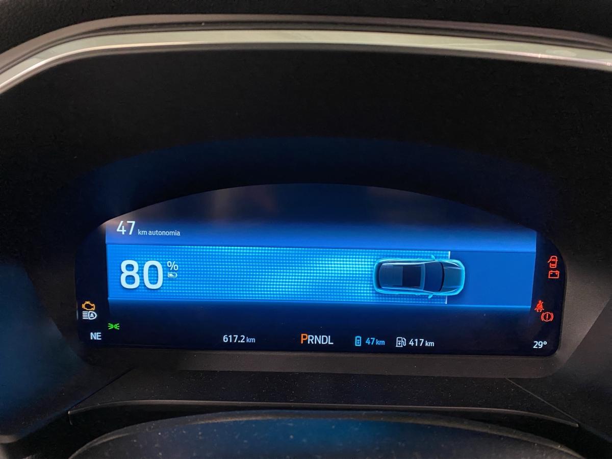 ford-kuga-2026-hibrido-a-gasolina-2488cc