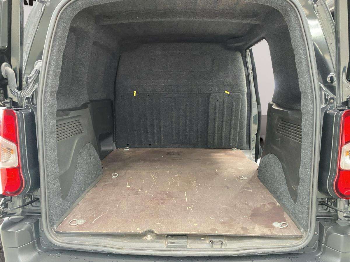 peugeot-partner-2022-diesel-1499cc