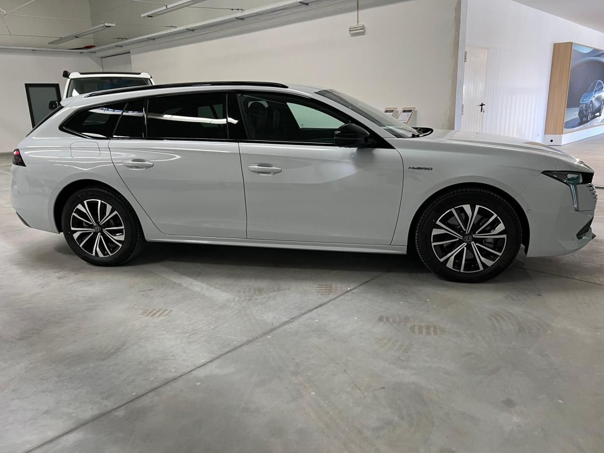 peugeot-508-2023-hibrido-a-gasolina-1598cc