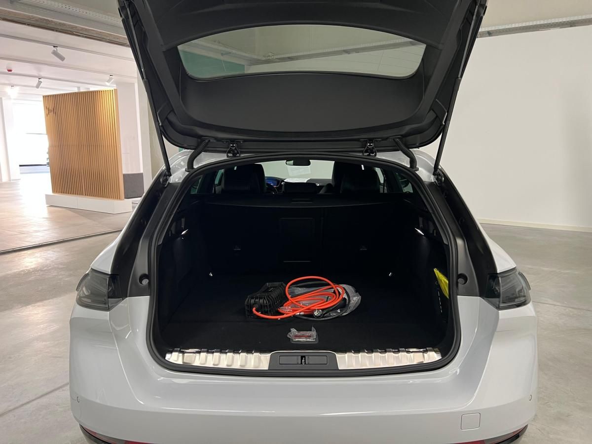 peugeot-508-2023-hibrido-a-gasolina-1598cc