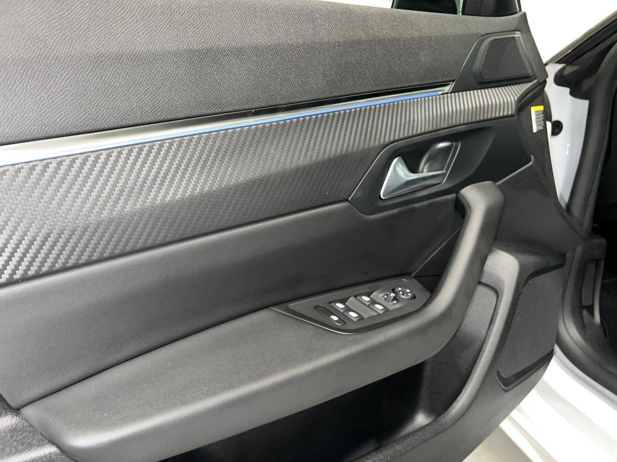 peugeot-508-2023-hibrido-a-gasolina-1598cc