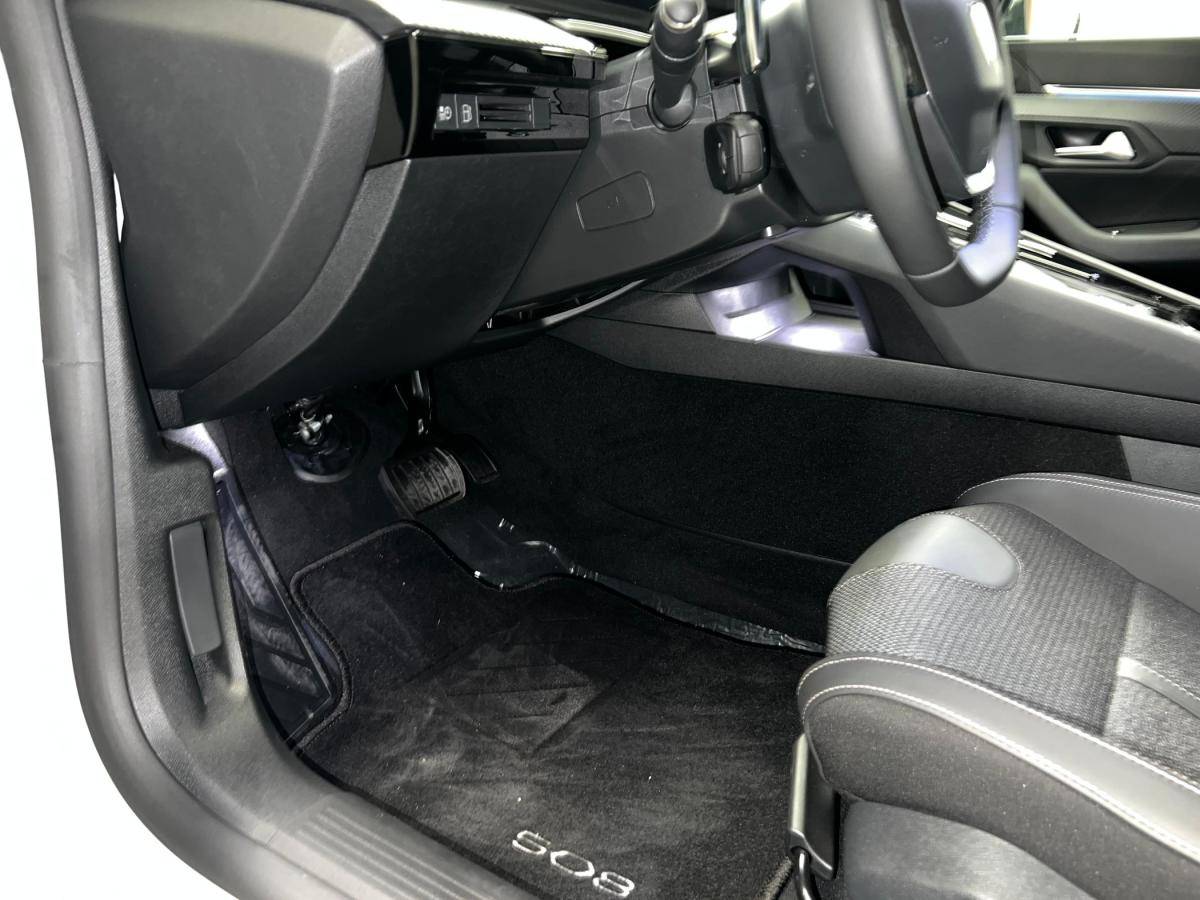 peugeot-508-2023-hibrido-a-gasolina-1598cc